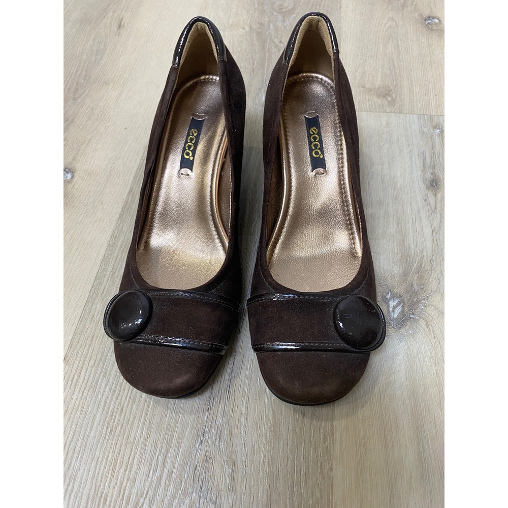 Ecco Y2K Brown Suede Pumps Round Toe Block Heel Button Shoes EU 37 US 6-6.5